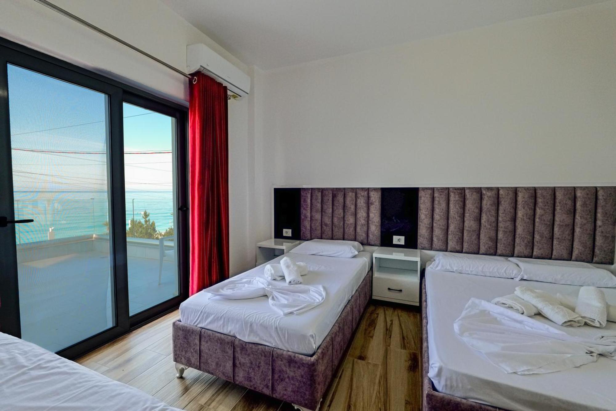 Hotel Take Borsh Zewnętrze zdjęcie