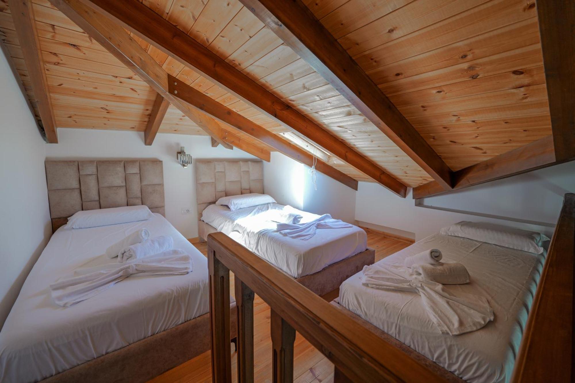 Hotel Take Borsh Zewnętrze zdjęcie