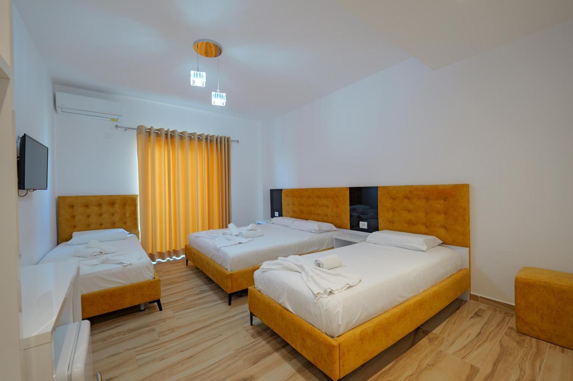 Hotel Take Borsh Zewnętrze zdjęcie
